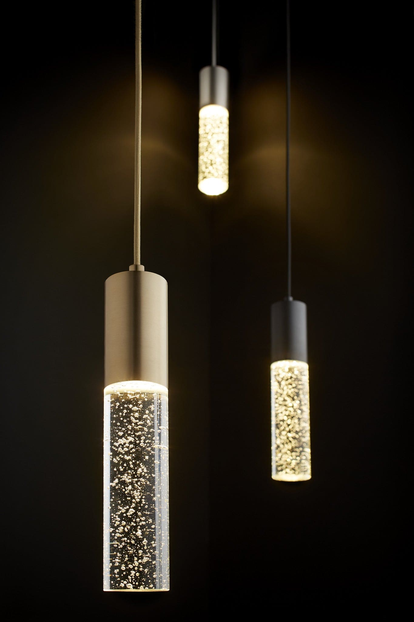 Spirit 13" Pendant - Black