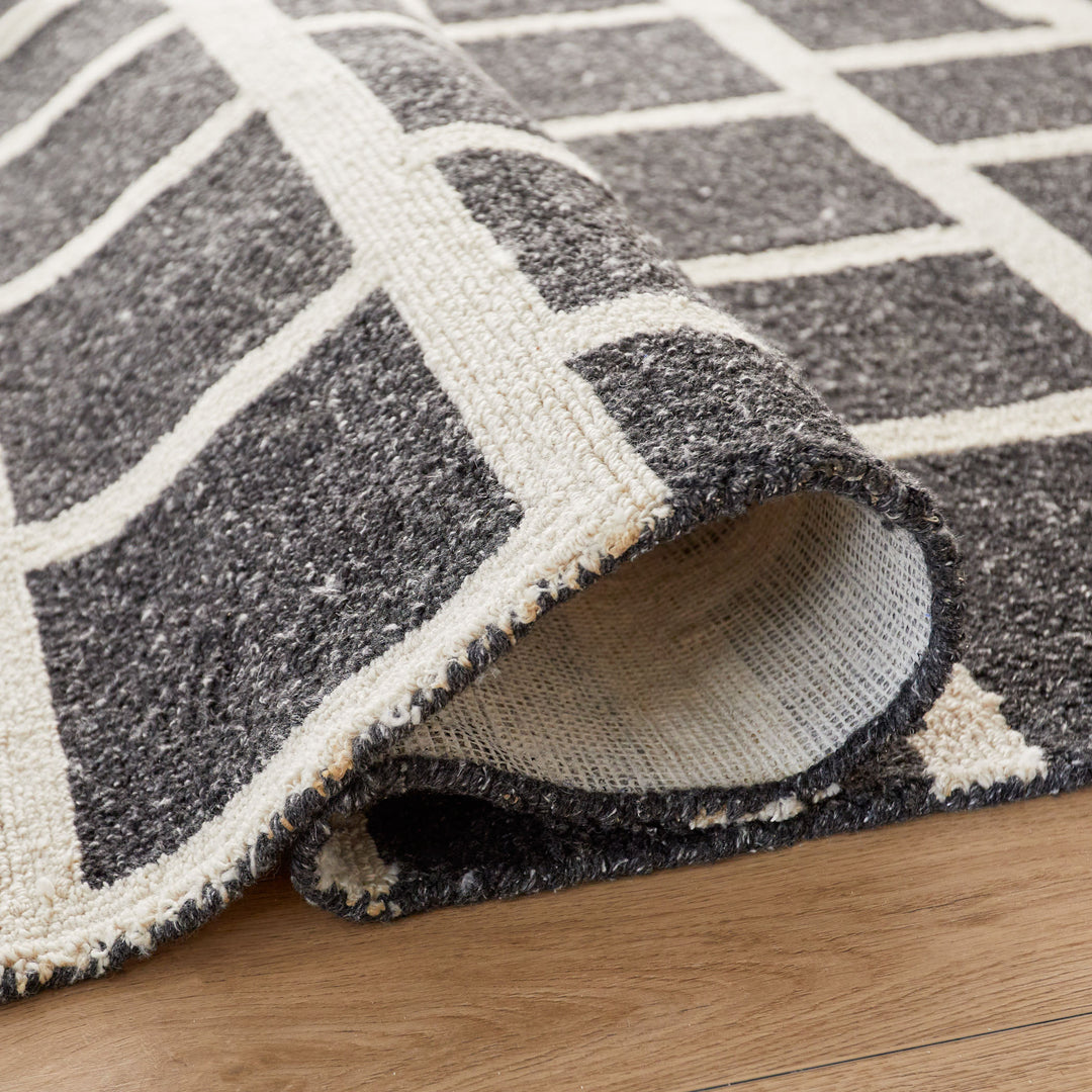 Contemporary Luxe Black Rug