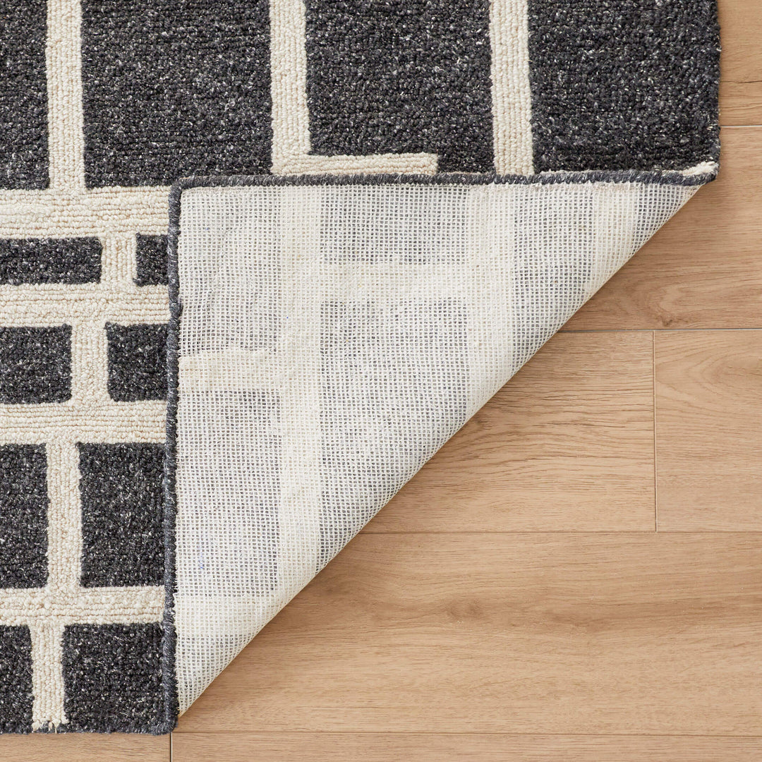 Contemporary Luxe Black Rug