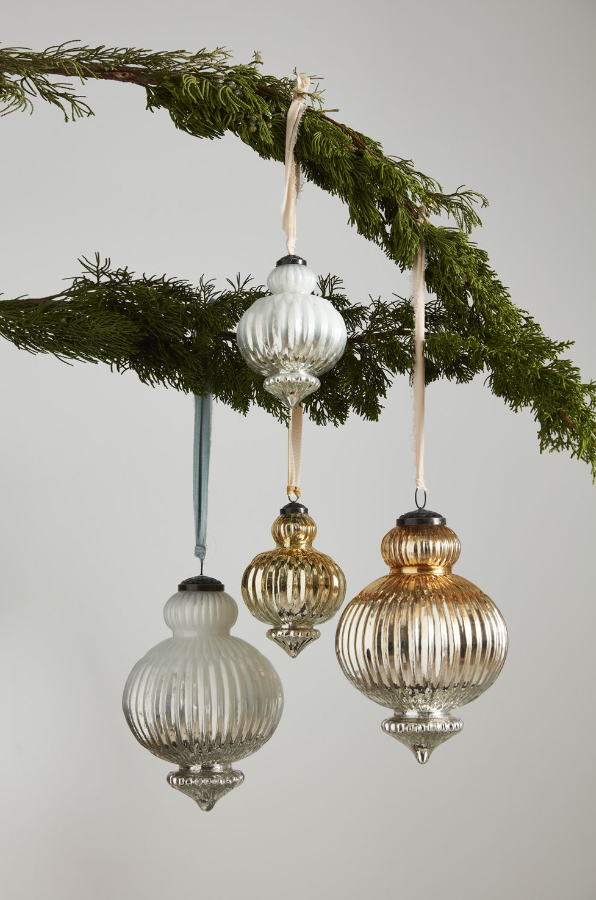 Baronial Ornament