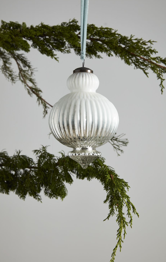 Baronial Ornament