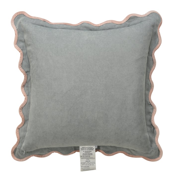Scallop Edged Pillow 211