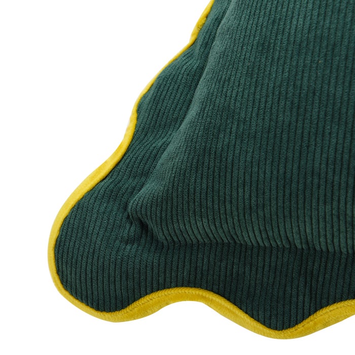 Scallop Edged Pillow 212