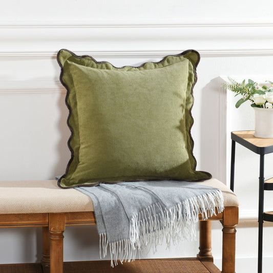 Scallop Edged Pillow 213