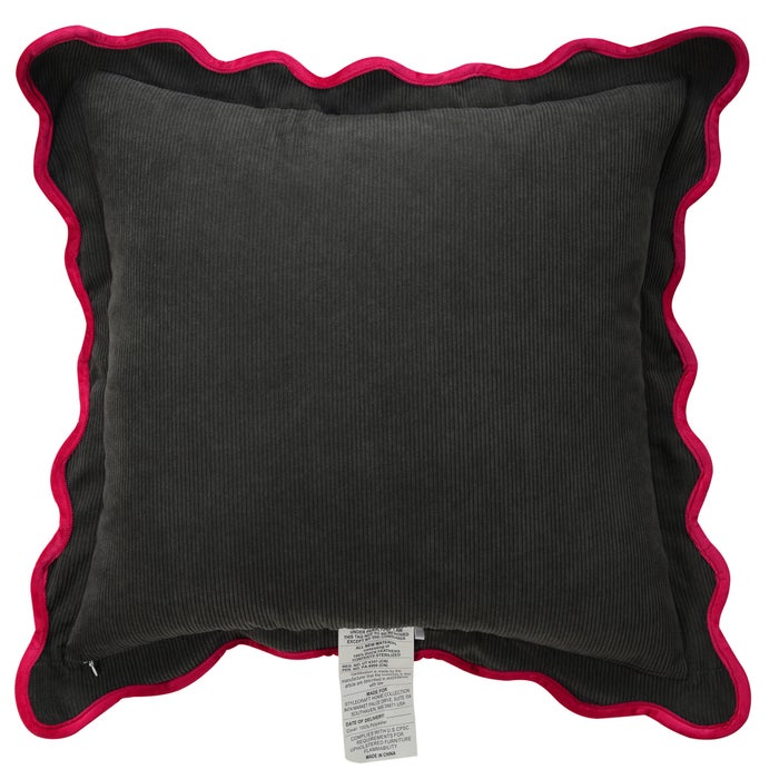 Scallop Edged Pillow 214