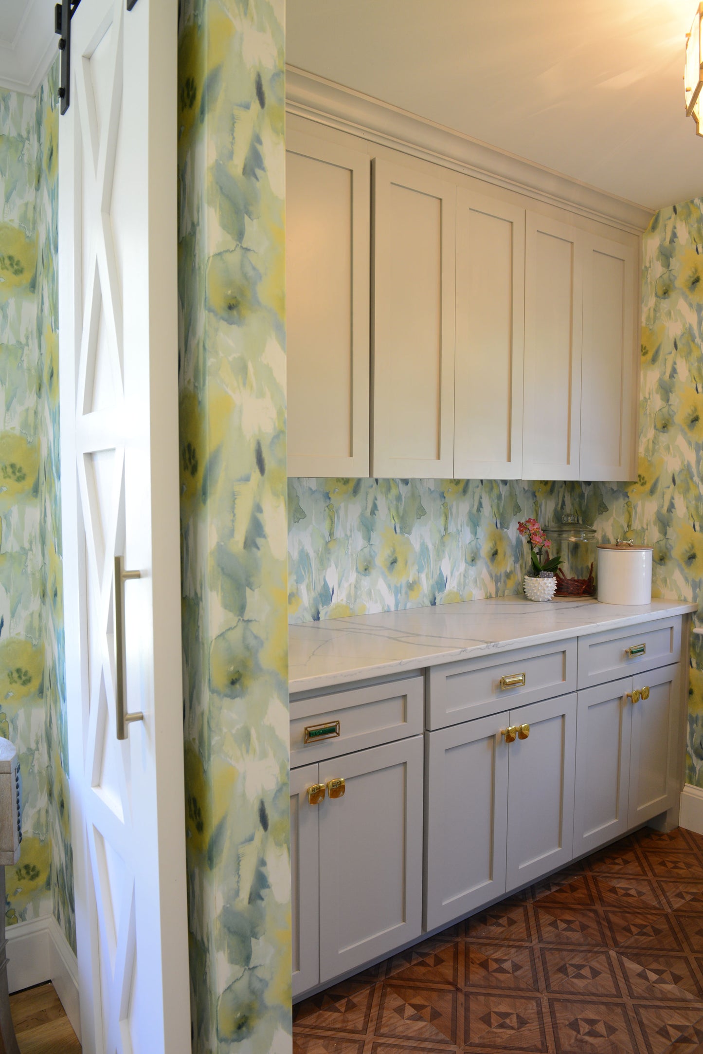 Watercolor Flowers In Green - Wallpaper