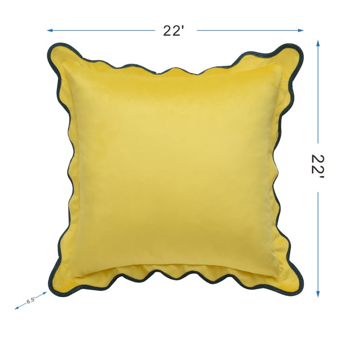 Scallop Edged Pillow 204