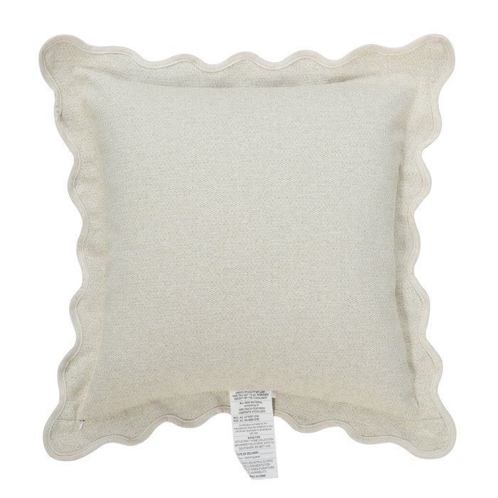 Scallop Edged Pillow 218