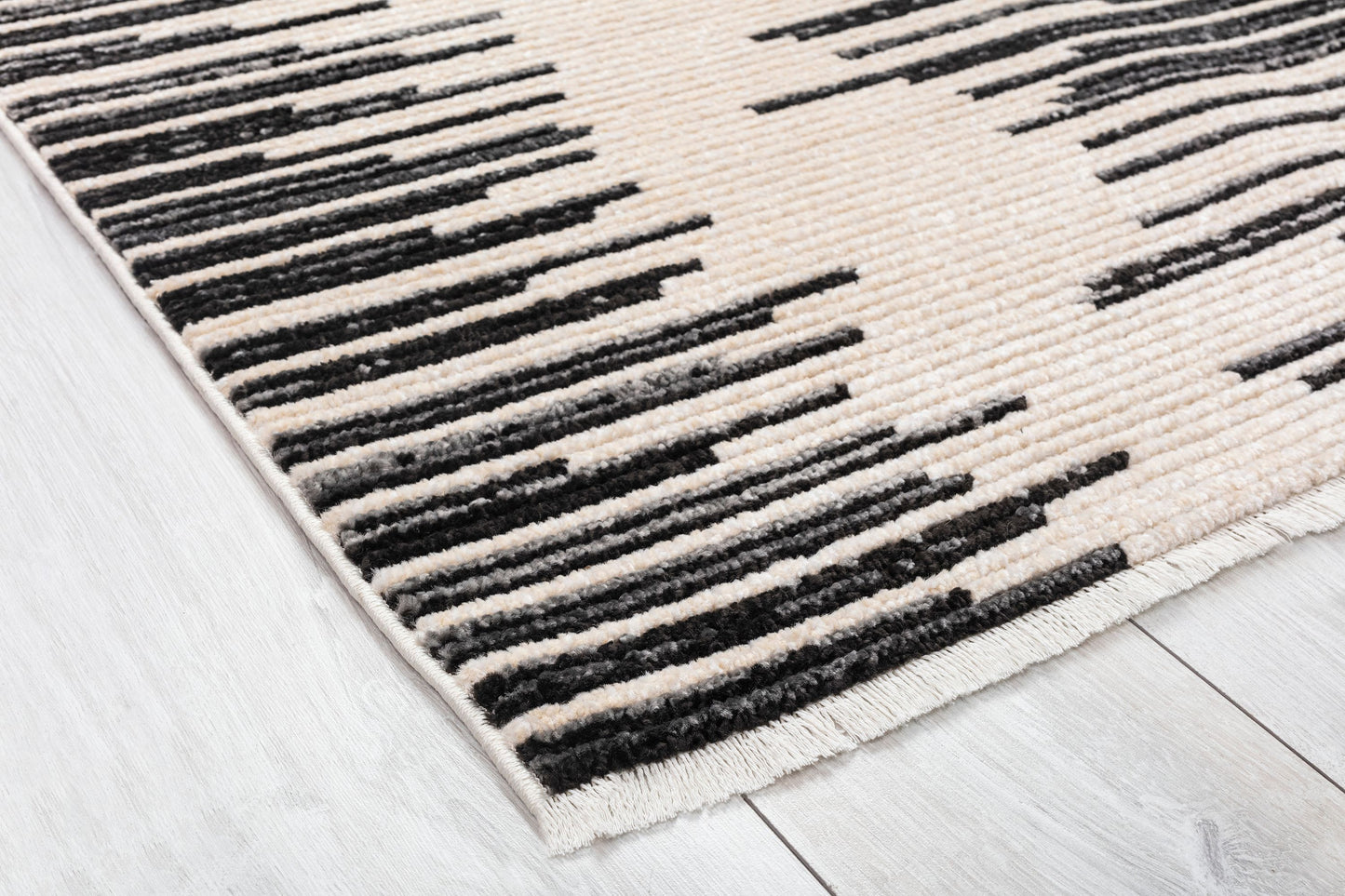 Ivory Lined Rug